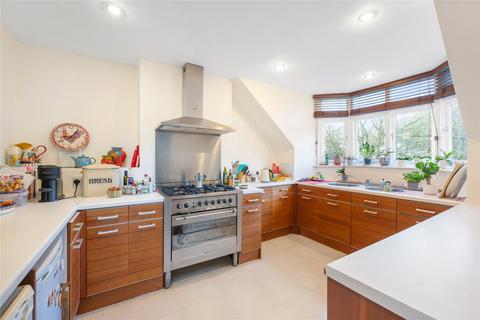 4 bedroom flat for sale, Crystal Palace Park Road, Sydenham, London, SE26