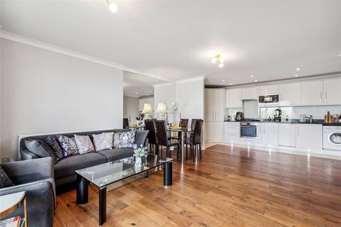 2 bedroom flat for sale, Mendip Court, Wandsworth, Chatfield Road, London, SW11