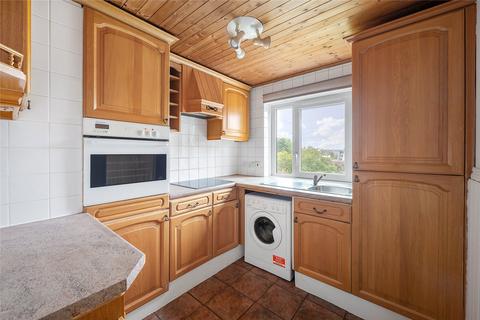 1 bedroom flat for sale, Woodhall House, Fitzhugh Grove, Wandsworth, London, SW18