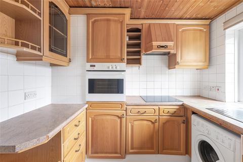 1 bedroom flat for sale, Woodhall House, Fitzhugh Grove, Wandsworth, London, SW18