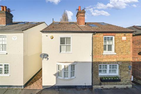 4 bedroom semi-detached house for sale, Radnor Road, Weybridge, Surrey, KT13