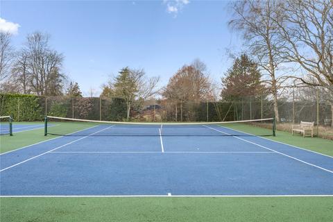 2 bedroom flat for sale, St Martins Mews, Pyrford, Surrey, GU22