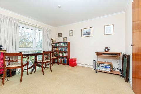 2 bedroom flat for sale, Clifton Road, London, SW19