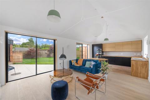 undefined, Leafield Road, London, SW20
