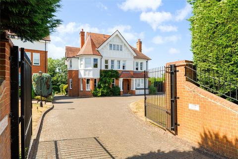 2 bedroom flat for sale, Arthur Road, London, SW19