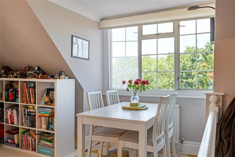 2 bedroom flat for sale, Arthur Road, London, SW19