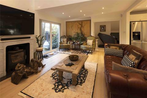 5 bedroom detached house for sale, Warbank Lane, Kingston Upon Thames, KT2