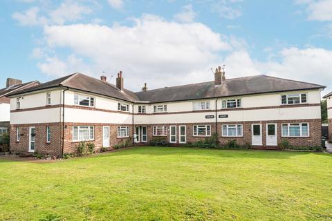 Hampton Road, Twickenham TW2