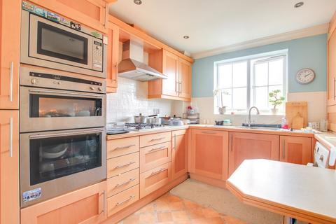 2 bedroom apartment for sale, Fernhill Lane, New Milton, BH25