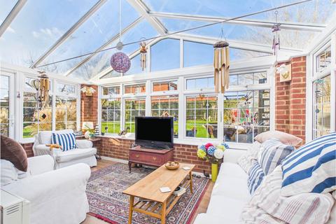 4 bedroom detached house for sale, Barnett Way, Bierton