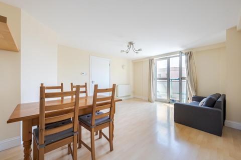 1 bedroom apartment to rent, Queenstown Road, London SW8