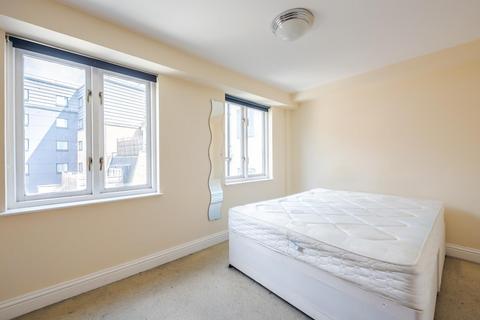 1 bedroom apartment to rent, Queenstown Road, London SW8