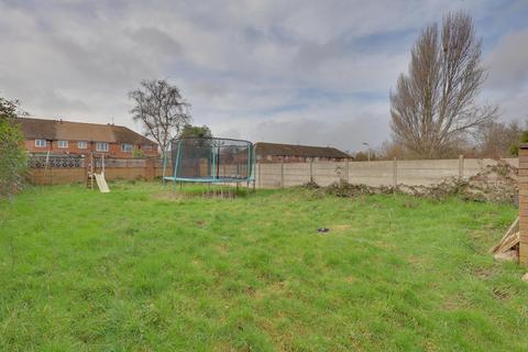 4 bedroom detached bungalow for sale, Park Lane, Havant