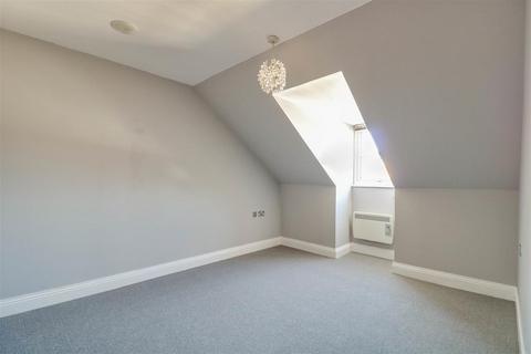 2 bedroom apartment for sale, Forge Way, Southend-on-sea, SS1