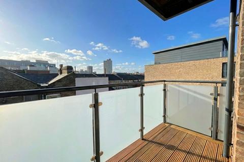 1 bedroom flat to rent, Umberston Street, London E1