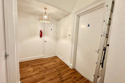 undefined, Great Western Road, Glasgow, G12