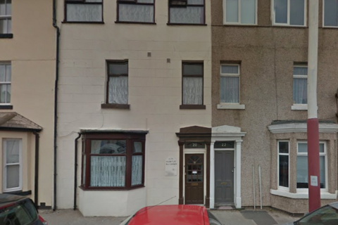 Bedsit to rent, Princess Street, Blackpool FY1