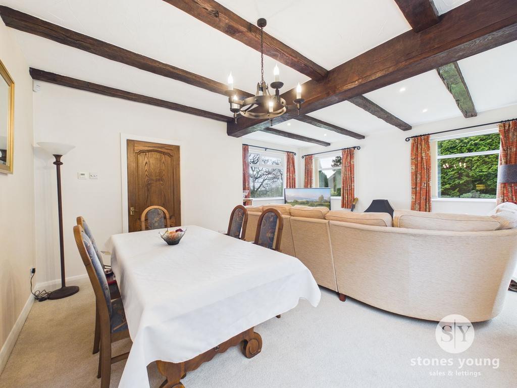 Lounge-Diner/Bedroom 3