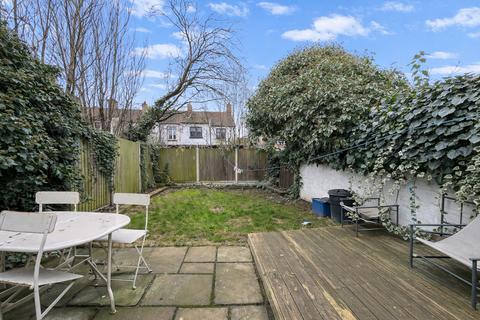 1 bedroom flat for sale, Westcliff-on-Sea SS0