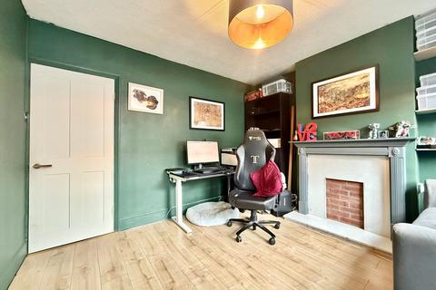 2 bedroom terraced house for sale, Hutland Road, Ipswich IP4