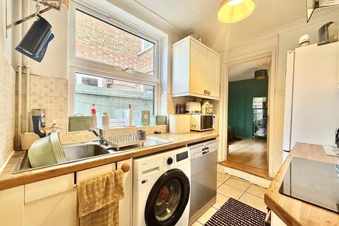 2 bedroom terraced house for sale, Hutland Road, Ipswich IP4
