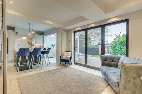 undefined, Medway Crescent, Leigh-on-sea, SS9