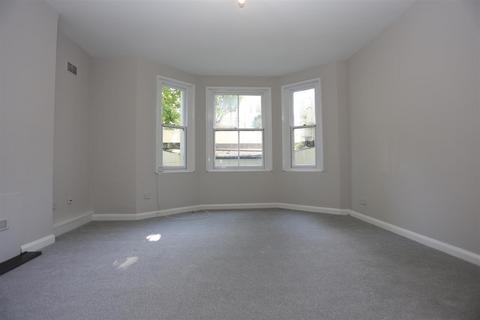 Studio to rent, Ventnor Villas, Hove