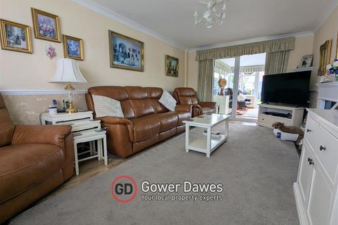 undefined, Wokindon Road, Chadwell St.Mary