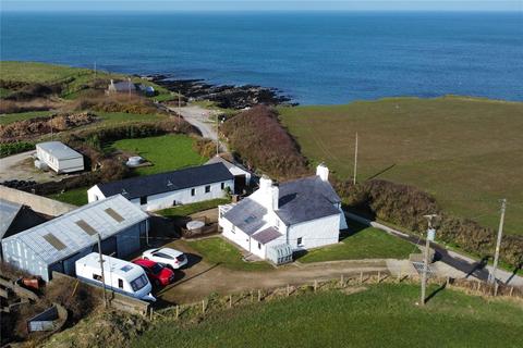 undefined, Llangwnadl, Llyn Peninsula, LL53