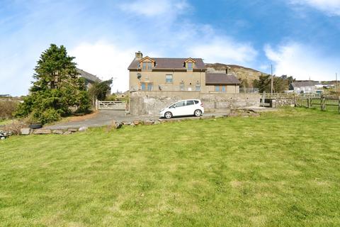 undefined, Garnfadryn, Gwynedd, LL53