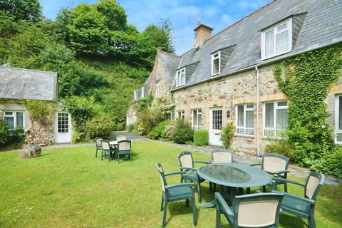 undefined, Glynyweddw Estate, Llanbedrog, Gwynedd, LL53