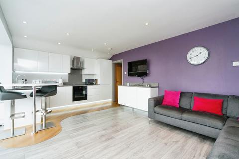 undefined, Helen Terrace, Y Felinheli, Gwynedd, LL56