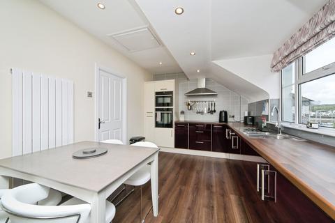 3 bedroom terraced house for sale, Hen Gei Llechi, Y Felinheli, Gwynedd, LL56