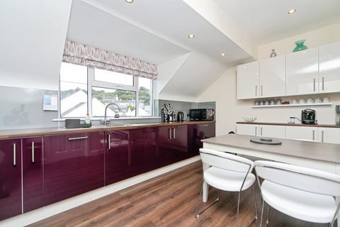 3 bedroom terraced house for sale, Hen Gei Llechi, Y Felinheli, Gwynedd, LL56