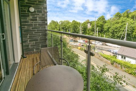 undefined, Y Felinheli, Gwynedd, LL56