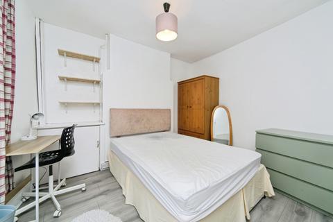4 bedroom terraced house for sale, The Crescent, Bangor, Gwynedd, LL57
