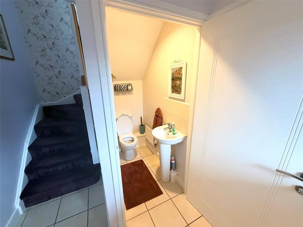 Hallway/W.C.