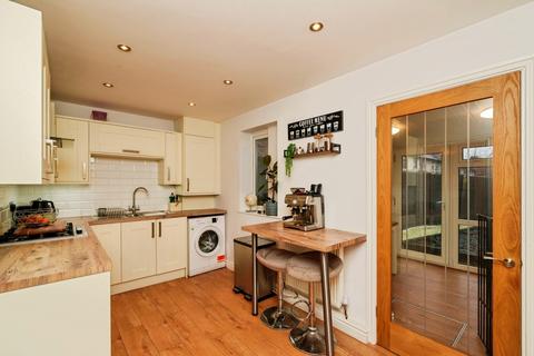 3 bedroom terraced house for sale, Greenway, Bromborough, Wirral, Merseyside, CH62