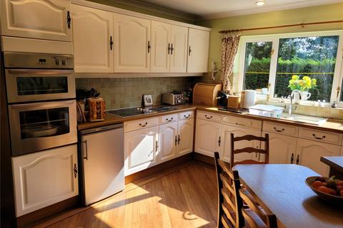 undefined, Lon Priestley, Caernarfon, LL55