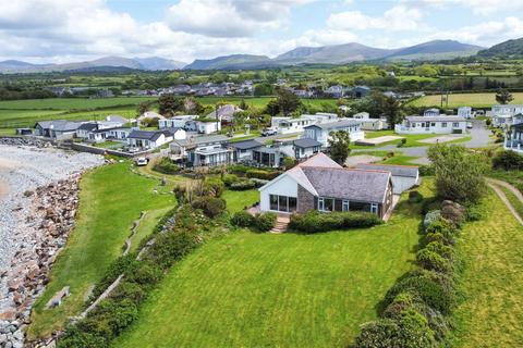 3 bedroom detached house for sale, Pontllyfni, Caernarfon, Gwynedd, LL54