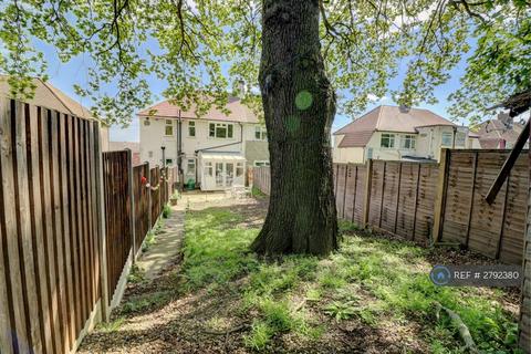 undefined, Braemar Avenue, Bexleyheath, DA7