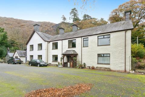 undefined, Llanberis, Caernarfon, Gwynedd, LL55