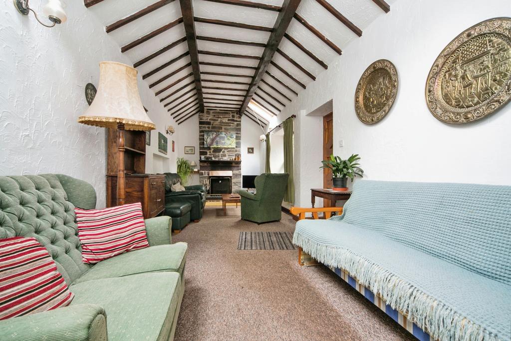 Coach House Lounge