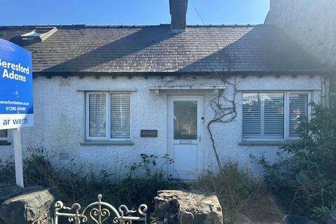 1 bedroom terraced house for sale, Bontnewydd, Caernarfon, Gwynedd, LL54