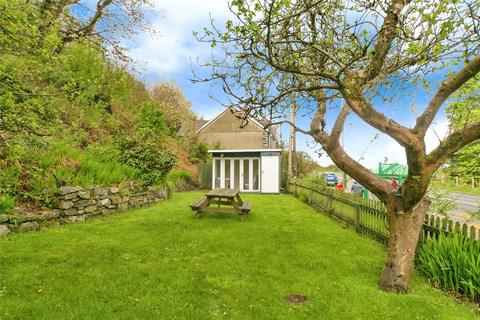 2 bedroom detached house for sale, Gyrn Goch, Caernarfon, Gwynedd, LL54