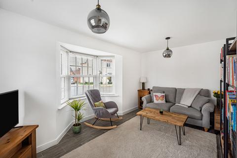 3 bedroom semi-detached house for sale, Royston Drive, Bicester, OX26