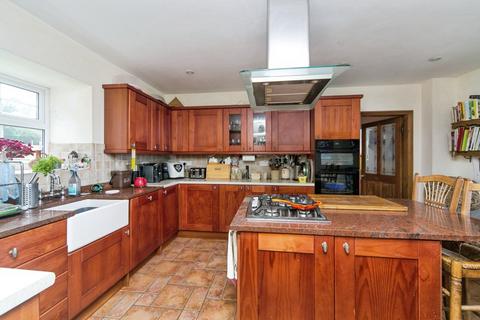 4 bedroom detached house for sale, Rhosgadfan, Caernarfon, Gwynedd, LL54