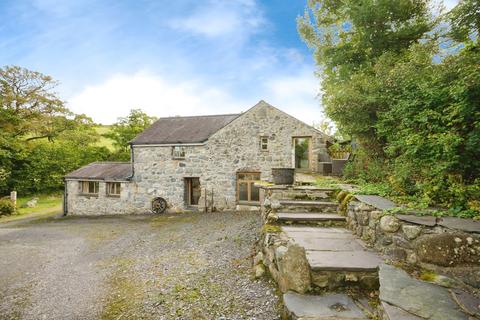 2 bedroom detached house for sale, Clynnogfawr, Caernarfon, Gwynedd, LL54