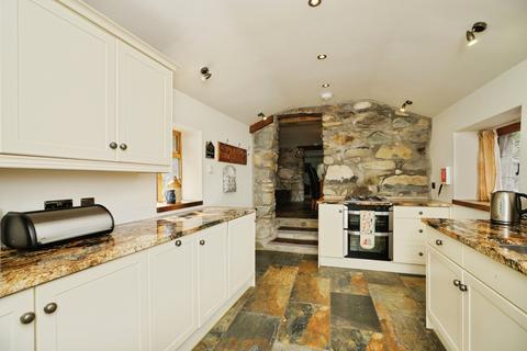 2 bedroom detached house for sale, Clynnogfawr, Caernarfon, Gwynedd, LL54