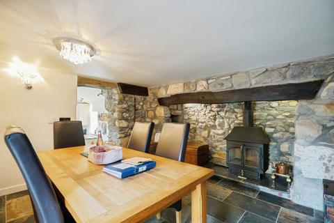 2 bedroom detached house for sale, Clynnogfawr, Caernarfon, Gwynedd, LL54
